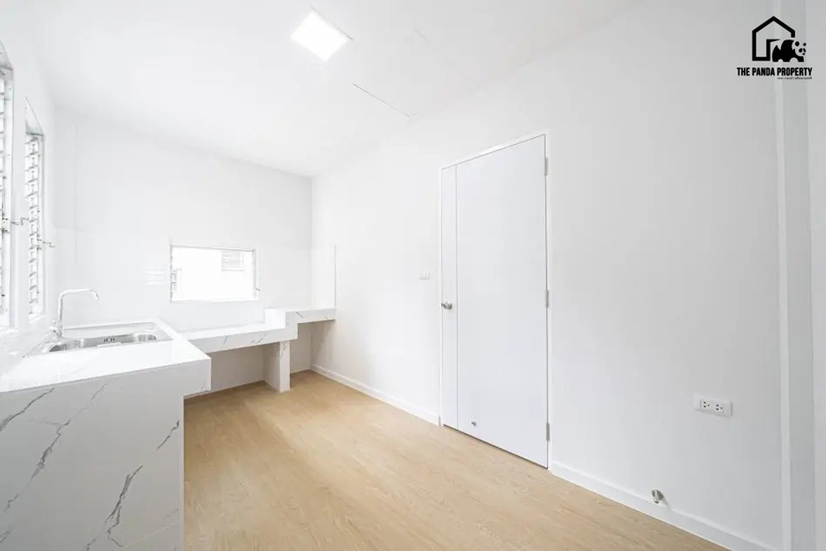 ขายบ้านสมุทรปราการ สำโรง : ชลลดา สุวรรณภูมิ