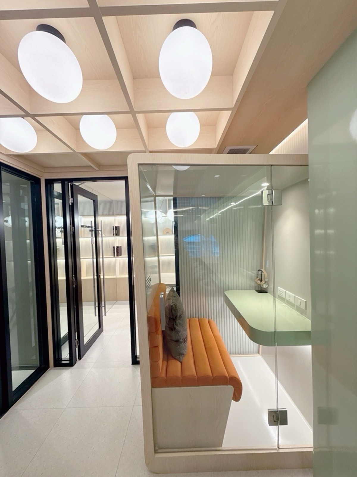 ขายคอนโดรัชดา ห้วยขวาง : 𝐅𝐑𝐄𝐄 เงินดาวน์ 𝐎 บาท 𝐊𝐋𝐎𝐒 𝐑𝐀𝐓𝐂𝐇𝐀𝐃𝐀  ผ่อนสบายๆ 𝟖,𝟗𝟎𝟎/เดือน ห้องใหม่ จากโครงการโดยตรง 