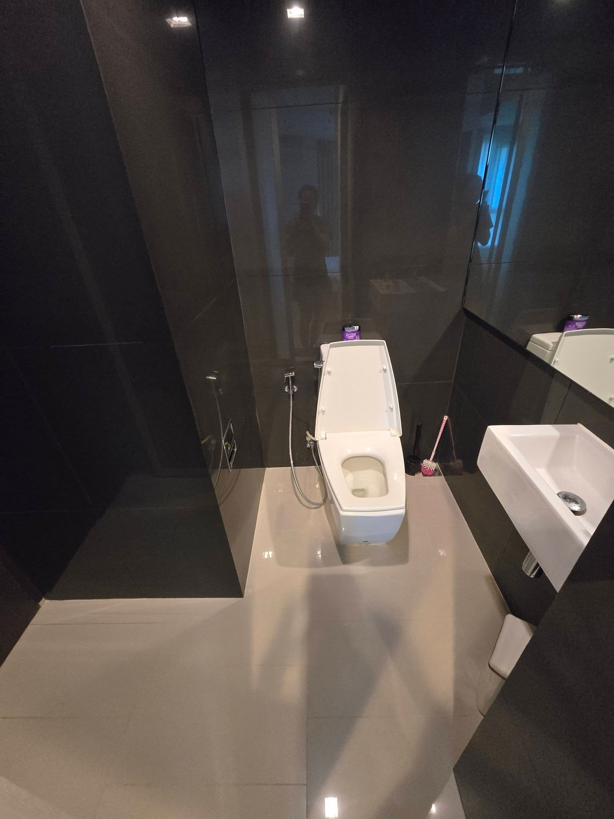 ให้เช่าคอนโดสาทร นราธิวาส : E295 🎉310369 ให้เช่าคอนโด RHYTHM Sathorn