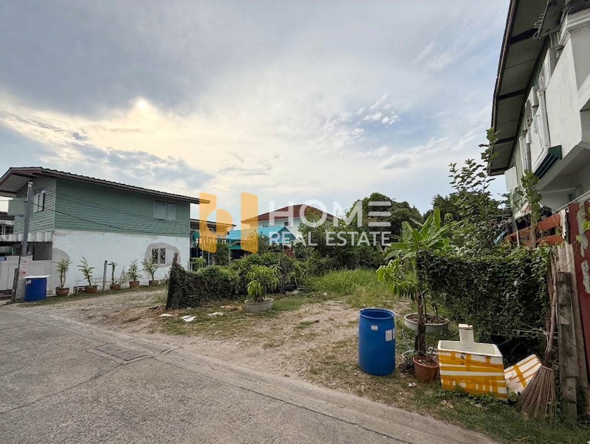 ขายที่ดินอ่อนนุช อุดมสุข : ที่ดิน 52 ตร.ว. ซอยอุดมสุข 42 / (ขาย), Land 52 sq.w. Soi Udomsuk 42 / (FOR SALE) GNG029