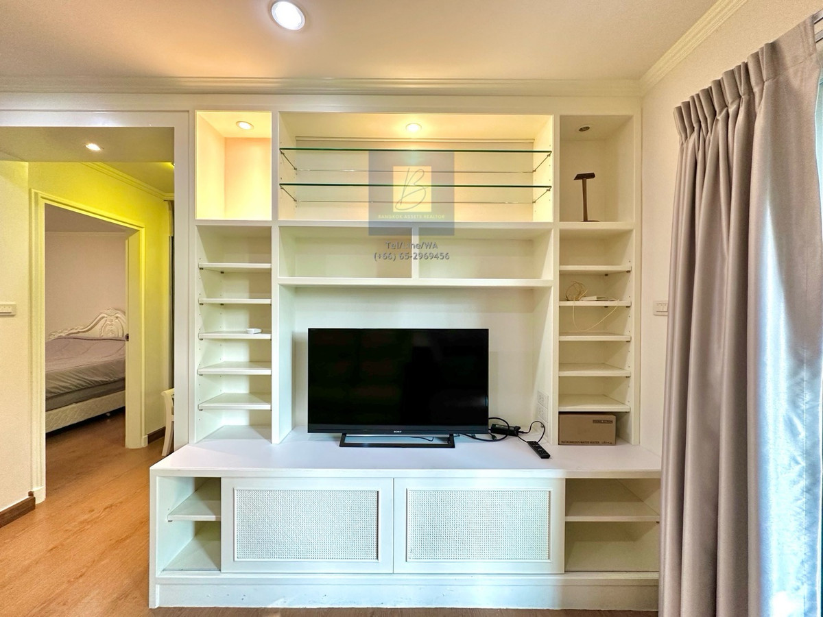 For RentCondoOnnut, Udomsuk : A low rise condo located only 350 meters from BTS Onnut station. Highly convenient. 