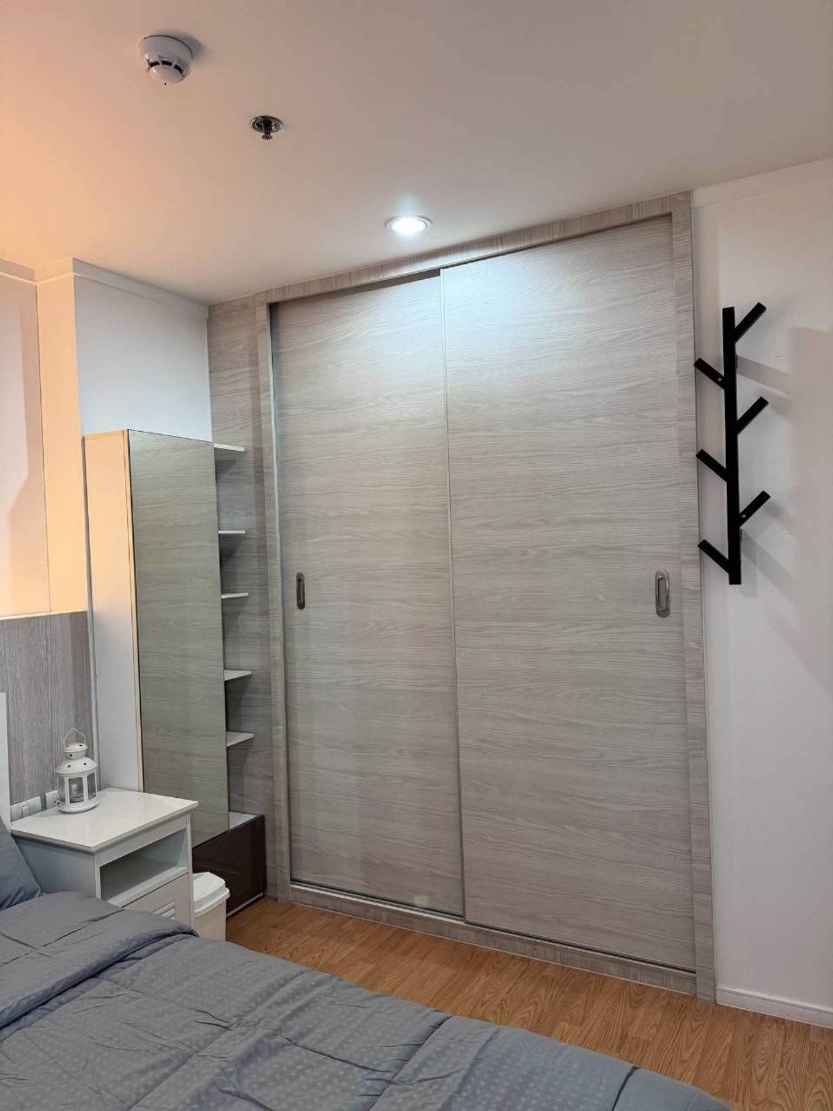 ให้เช่าคอนโดพัฒนาการ ศรีนครินทร์ : ✅ LPNSH406 ✅ Line : @p2nproperty  