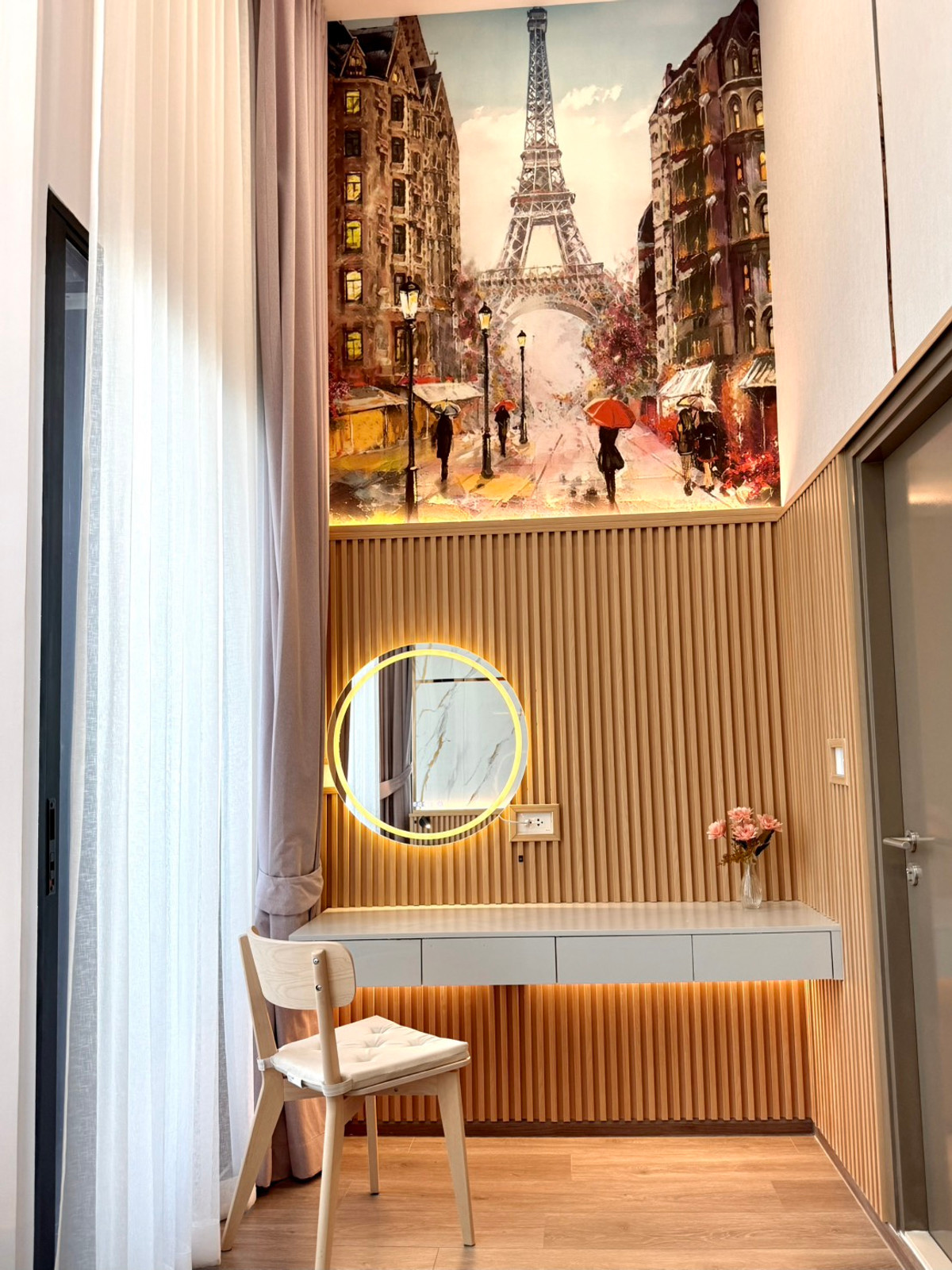 For RentCondoOnnut, Udomsuk : 🏙️ For rent KnightsBridge Space Sukhumvit – Rama 4 ✨ Beautiful room, high ceiling, Duplex style, comfortable, very good location.