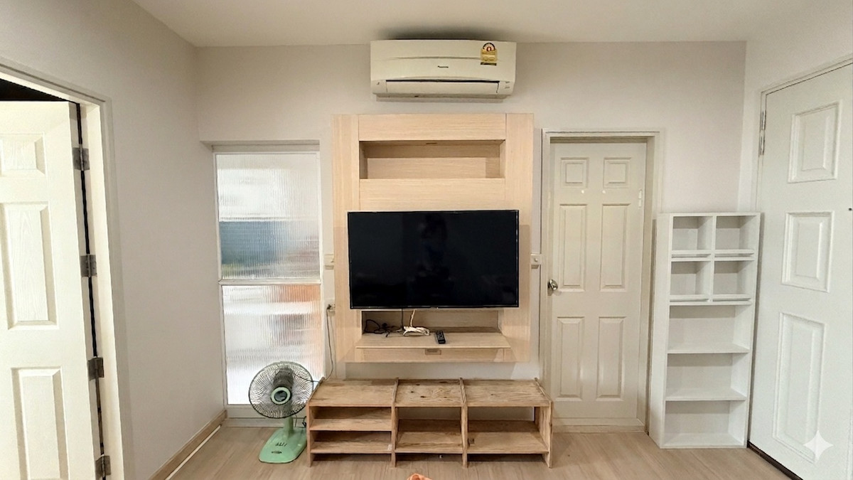 For RentCondoSathorn, Narathiwat : For rent, best price, life sathorn 10, near BTS Chong Nonsi, separate kitchen, can cook, no smell, fully furnished, ready to move in, quick response 064-974-2441