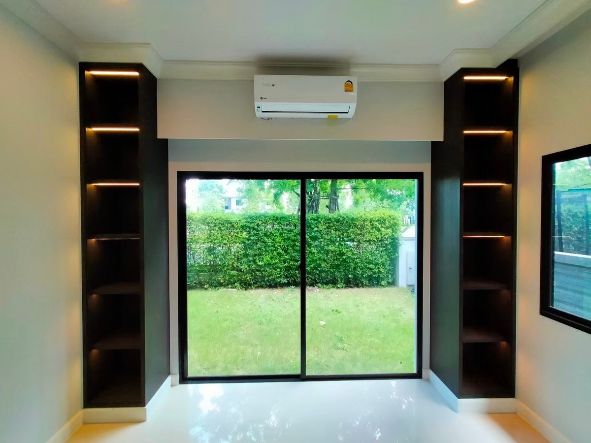 ขายบ้านแจ้งวัฒนะ เมืองทอง : ขายบ้านเดี่ยว บ้านใหม่ เศรษฐสิริ แจ้งวัฒนะ-ประชาชื่น 2 หลังมุม ทิศใต้