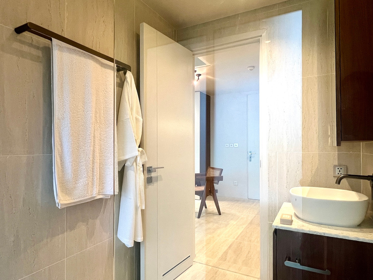 ให้เช่าคอนโดสุขุมวิท อโศก ทองหล่อ : คอนโดสตูดิโอให้เช่า ย่านอโศก กรุงเทพ ใกล้ BTS & MRT ทำเล CBD ใจกลางเมือง