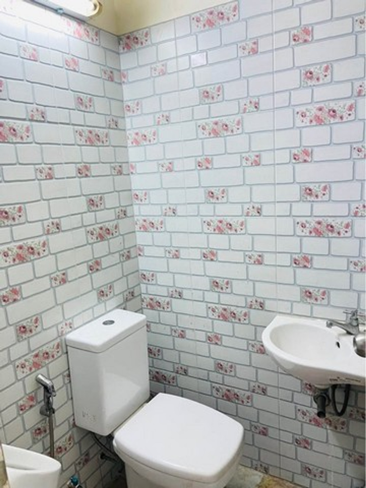 For RentShop HouseSamut Prakan,Samrong : HR3341 Commercial building for rent, 3 floors, beautifully decorated, ready to do business & Residential, can enter and exit in many ways, near Mega Bangna.