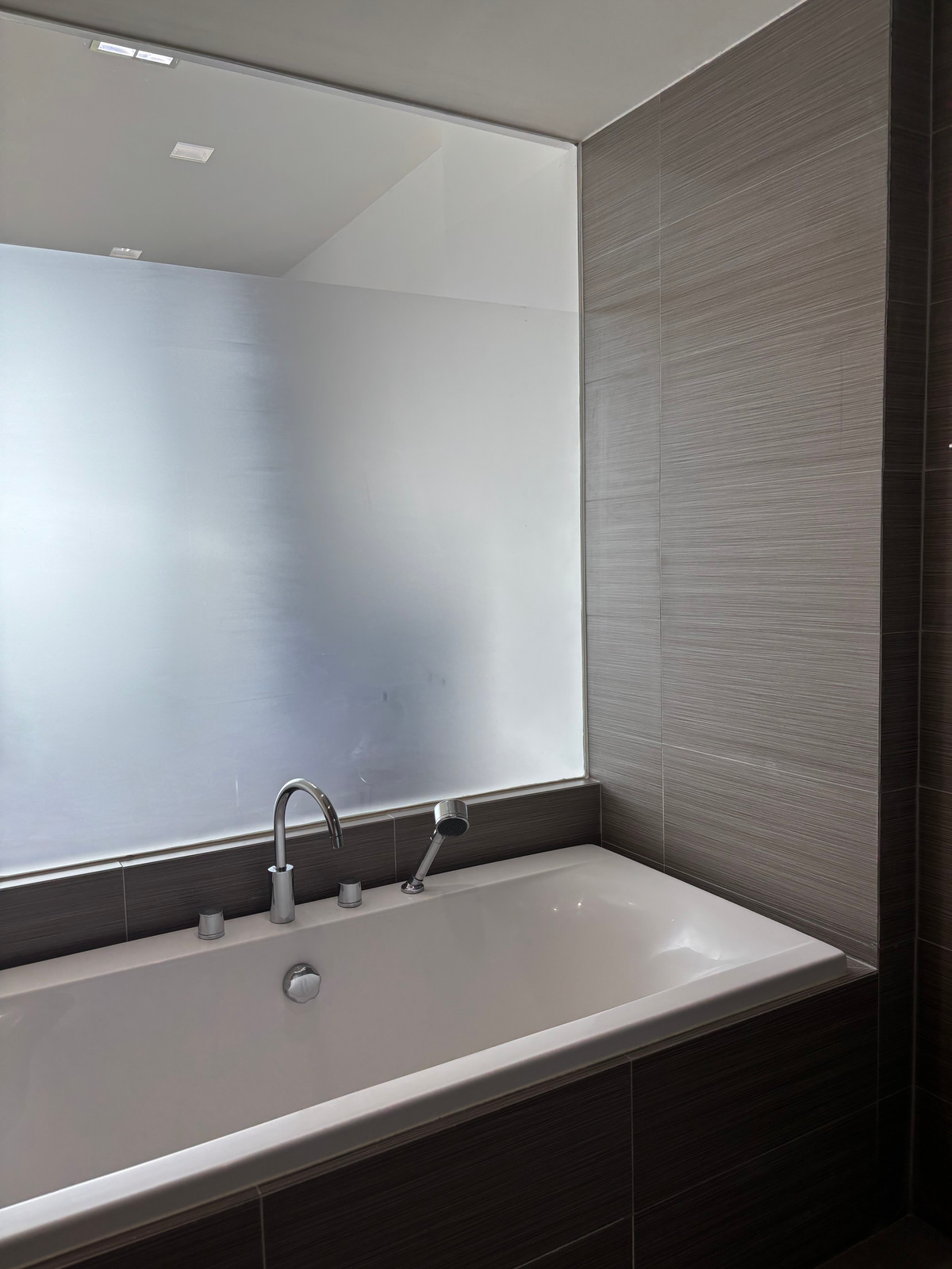 For RentCondoSukhumvit, Asoke, Thonglor : Siri @ Sukhumvit Condominium Luxury 2 Bedrooms for Rent 