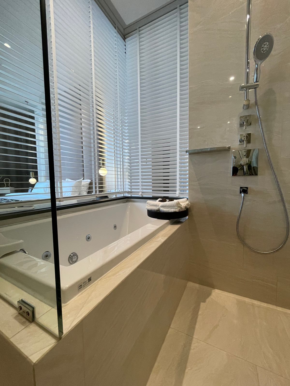 For SaleCondoSilom, Saladaeng, Bangrak : For sale✨ ASHTON SILOM: The Ultimate Legacy on Silom Road – 1BR XL (50.33 sq.m.) Condo that is more than just a residence, but is the 