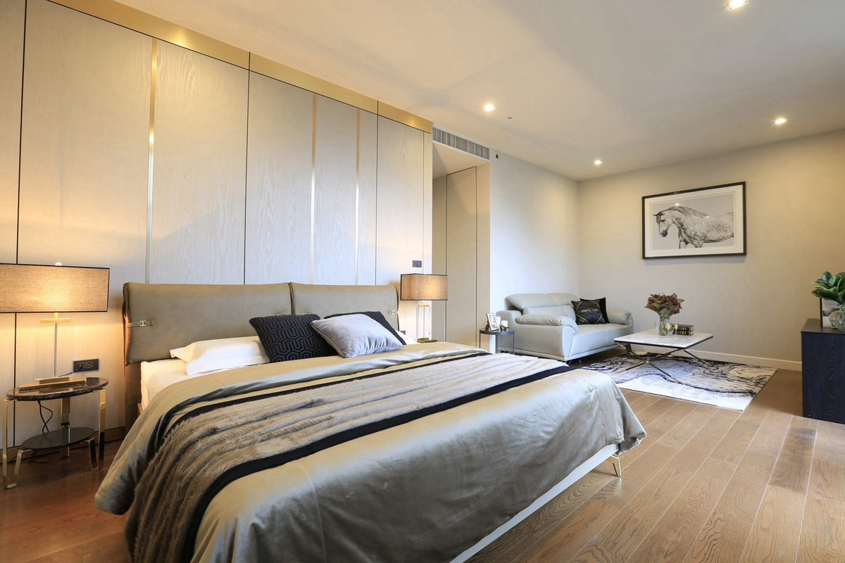 ให้เช่าทาวน์โฮมสุขุมวิท อโศก ทองหล่อ : Quarter39 4-bedroom luxury townhome 4 bed 5 bath 400sqm 3 parking 220 k/month 