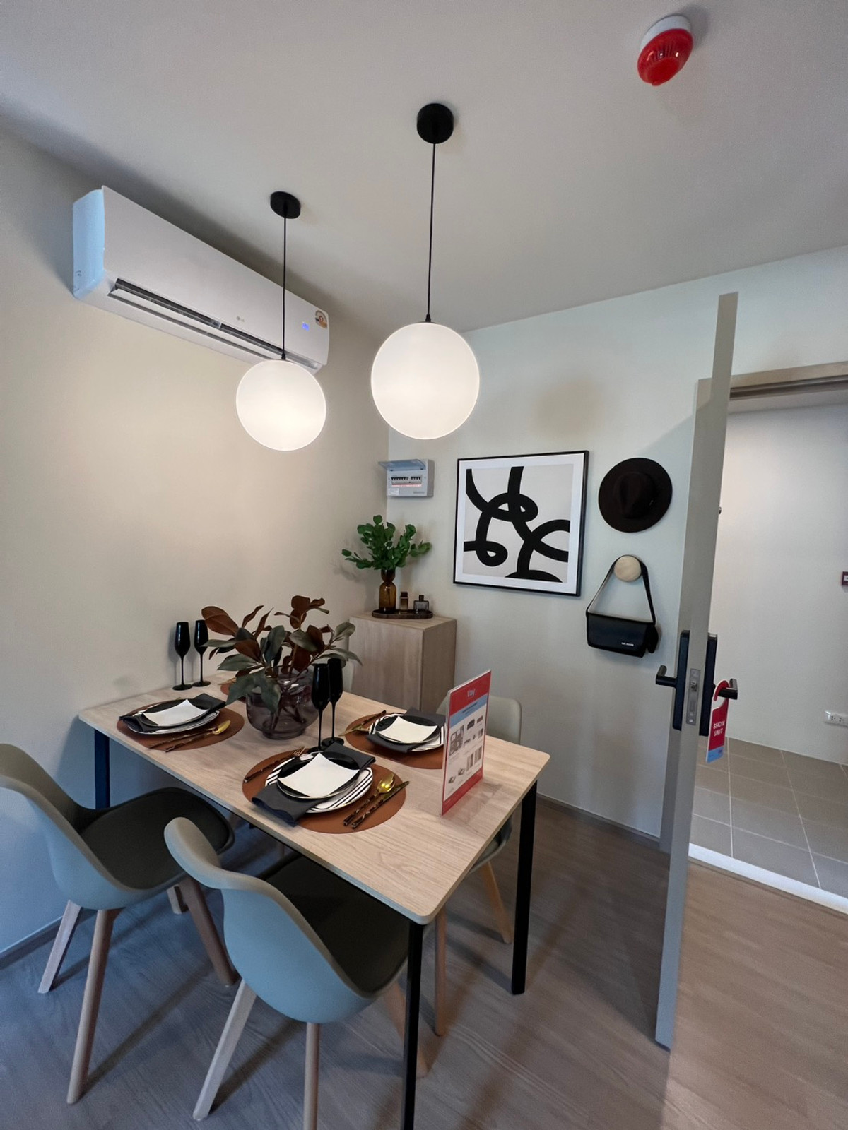 For RentCondoChaengwatana, Muangthong : New condo, new room, ready to move in, Vay Chinnakhet (Way Chinnakhet), fully furnished, near Dhurakij Pundit University (DPU).
