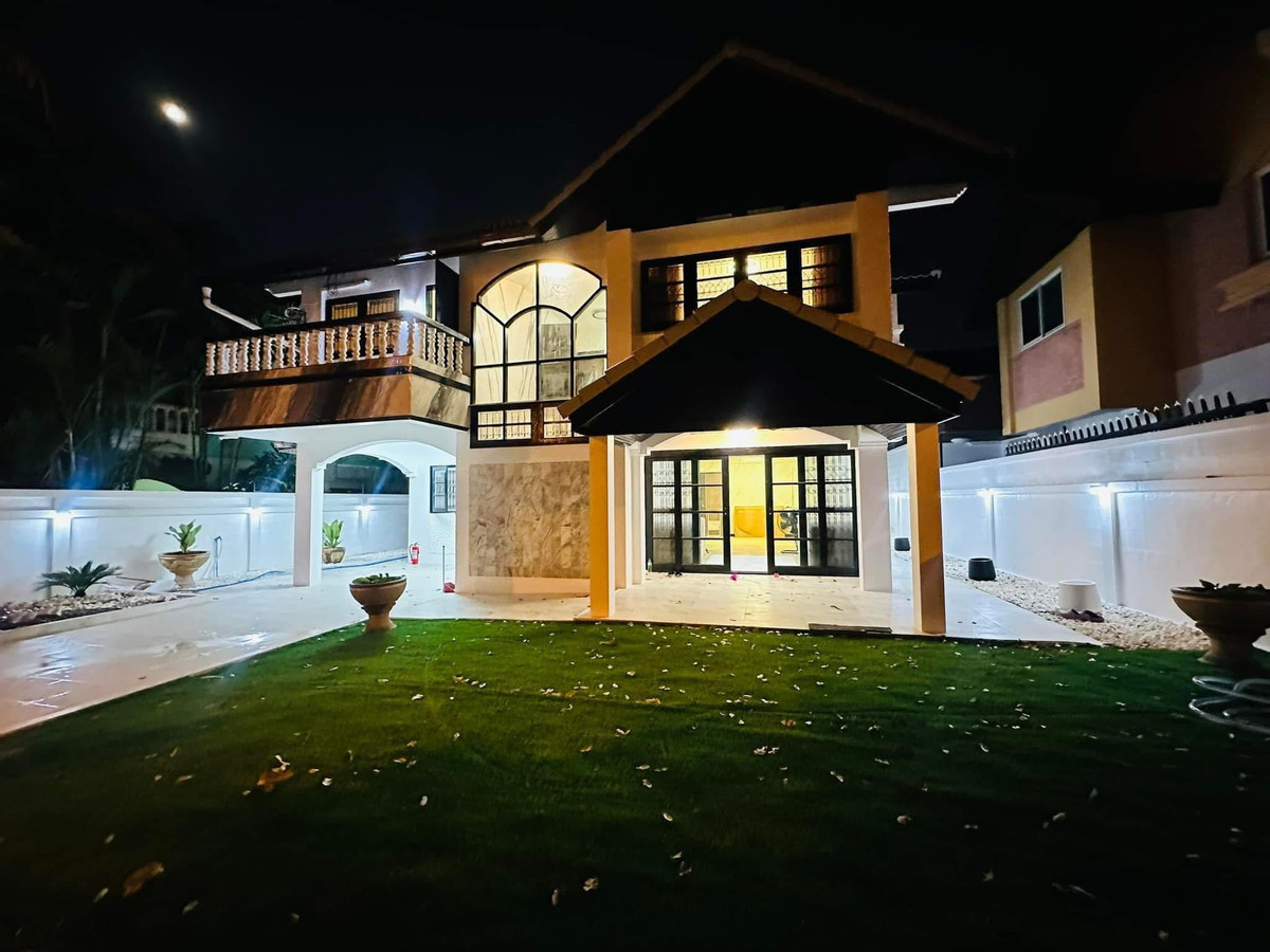 ขายบ้านพัทยา บางแสน ชลบุรี สัตหีบ : บ้านเดี่ยวพื้นที่ 69 ตร.วา ซอย โพธิสาร 3 / 3 ห้องนอน (ขาย), House 69 Sq.w. Soi Photisan 3 / 3 Bedrooms (FOR SALE) BEWN149