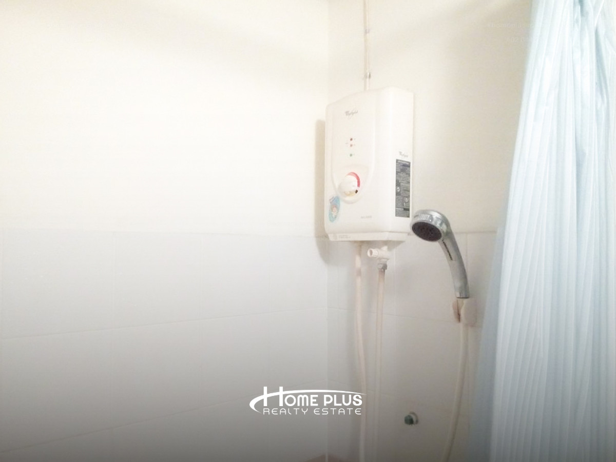 For SaleCondoPattaya, Bangsaen, Chonburi : Rimhaad Jomtien Condominium near Jomtien Beach, Pattaya, Chonburi.