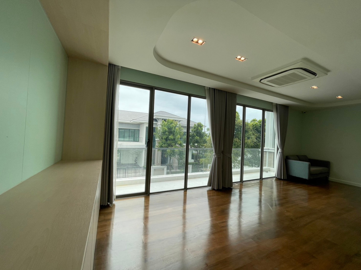 For RentHouseEakachai, Bang Bon : The Pavilla (Private Residences) Bangbon 3 Luxury House for Rent 4 Bedrooms 485 Sq.m. Please call: 062-496-6454