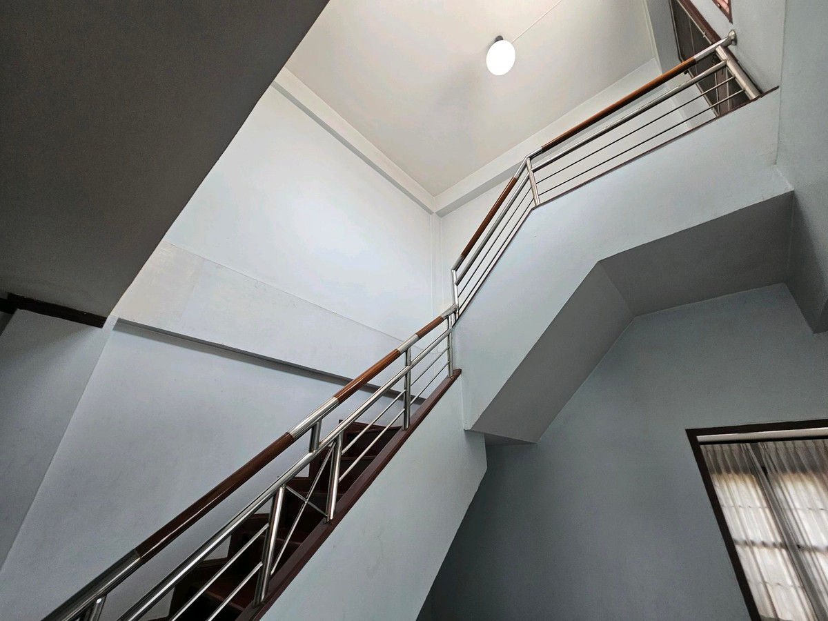 ให้เช่าอาคารพาณิชย์โชคชัย4 ลาดพร้าว71 : 📍ลาดพร้าว87แหล่งชุมชน เหมาะเปิดกิจการ+พักอาศัย ข้างตึกขึ้นป้ายโปรโมทคนเห็นเพียบ