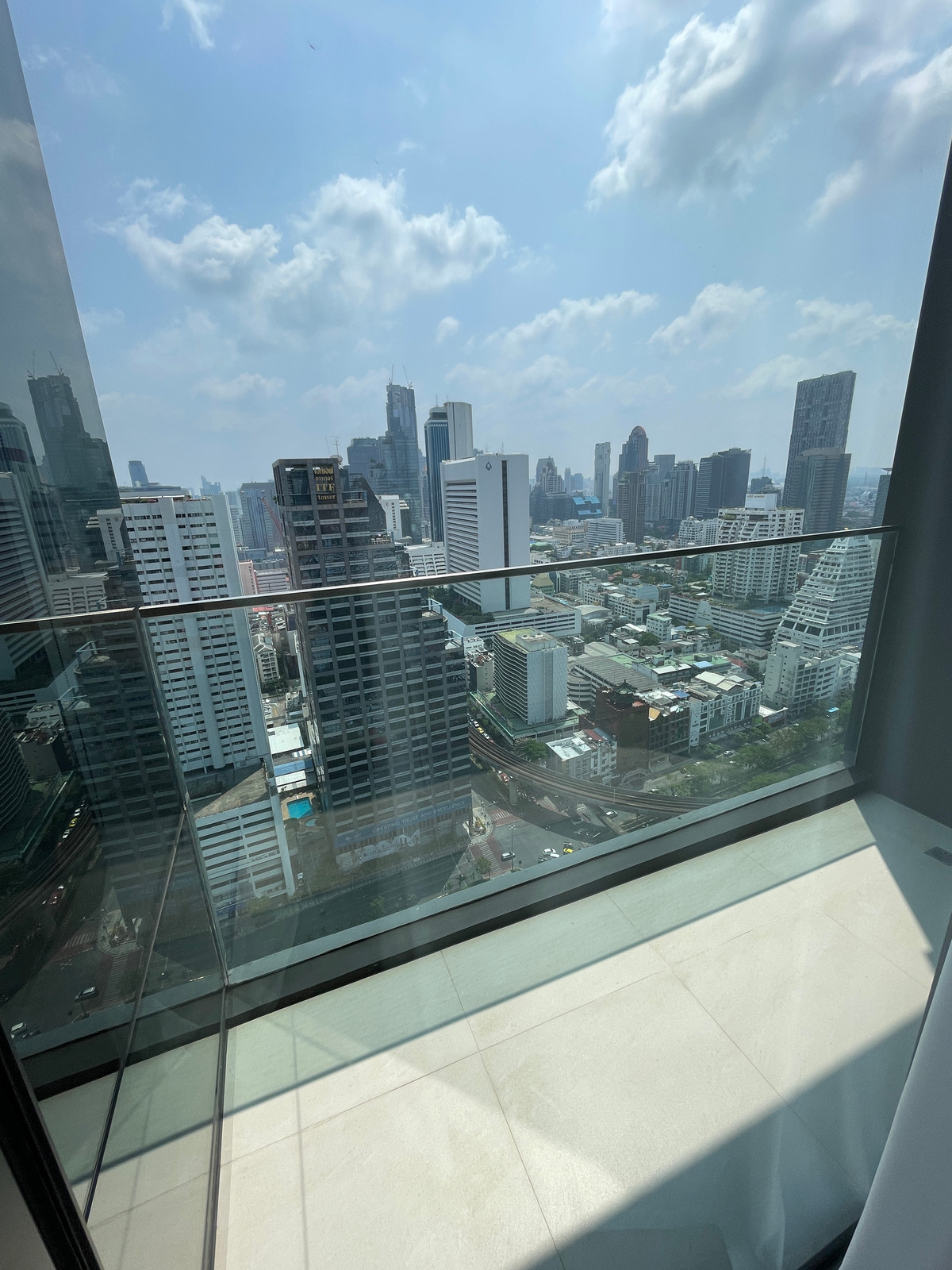 ขายคอนโดสีลม ศาลาแดง บางรัก : 💎 [Ultimate Legacy] ASHTON SILOM – 1BR XL (49.58 ตร.ม.) ชั้น 32 ห้องมุมแห่งวิสัยทัศน์เหนือระดับ บนถนนสายประวัติศาสตร์ 💎 