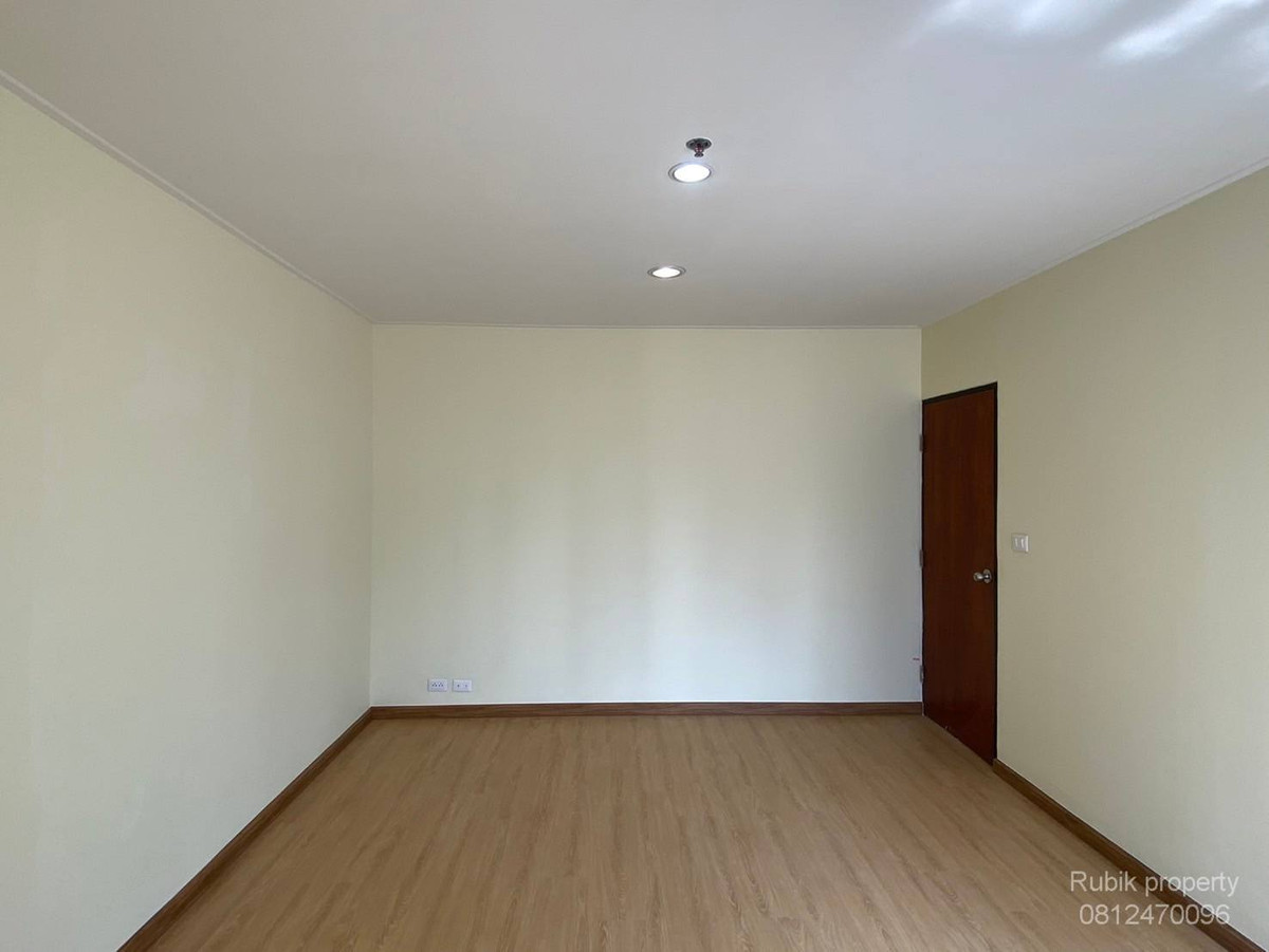 For SaleCondoRatchathewi,Phayathai : 📍 **Urgent sale Phayathai Place (Phayathai Place) RB1846, rare location 