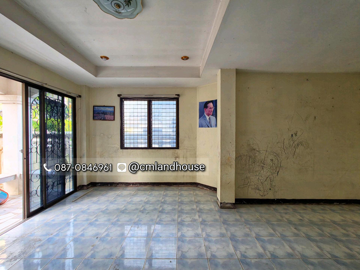 ขายบ้านเชียงใหม่ : ถูกกว่าคุ้มกว่าคอนโด! บ้านวรุณนิเวศน์ ต.แม่เหียะ อ.เมือง ใกล้แยกแม่เหียะ บิ๊กซี แม็คโคร IKEA 2 กม. ใกล้เซ็นทรัลแอร์พอร์ต 4 กม. ใกล้สนามบิน 5 กม. (ขายตามสภาพต้องปรับปรุง)