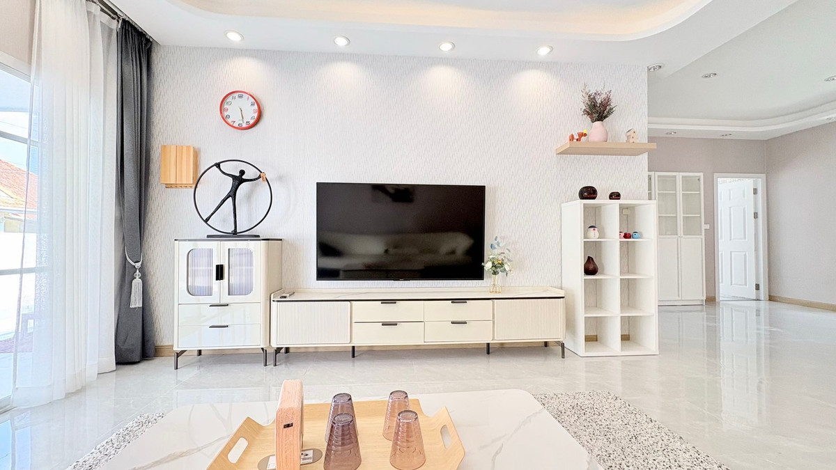 ขายพัทยา บางแสน ชลบุรี สัตหีบ : Pool villa for sale Pattaya tropical village phase 1 