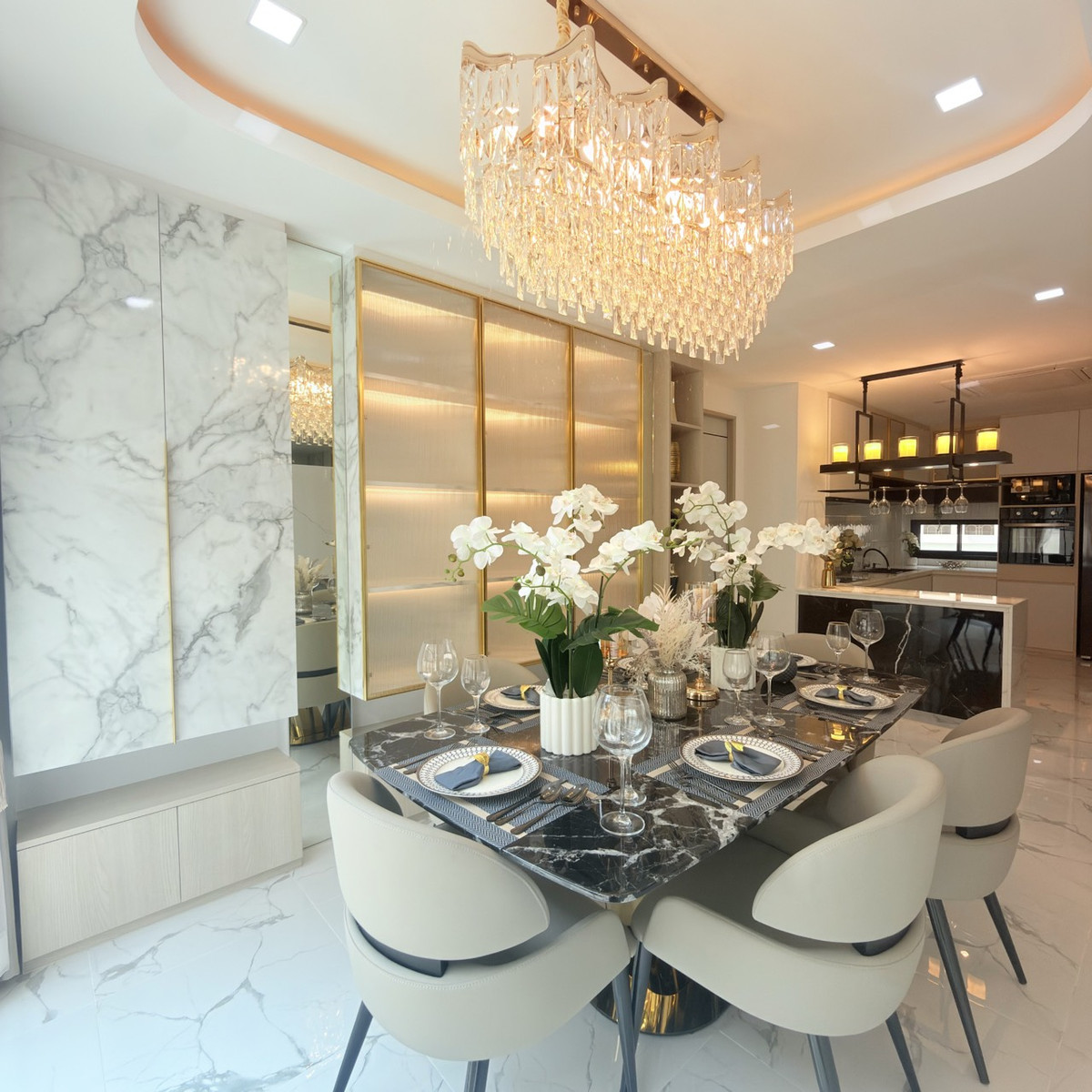 ขายพัทยา บางแสน ชลบุรี สัตหีบ : ขาย บ้านพูลวิลล่าหรู ใกล้หาดจอมเทียนเพียง 5 นาที