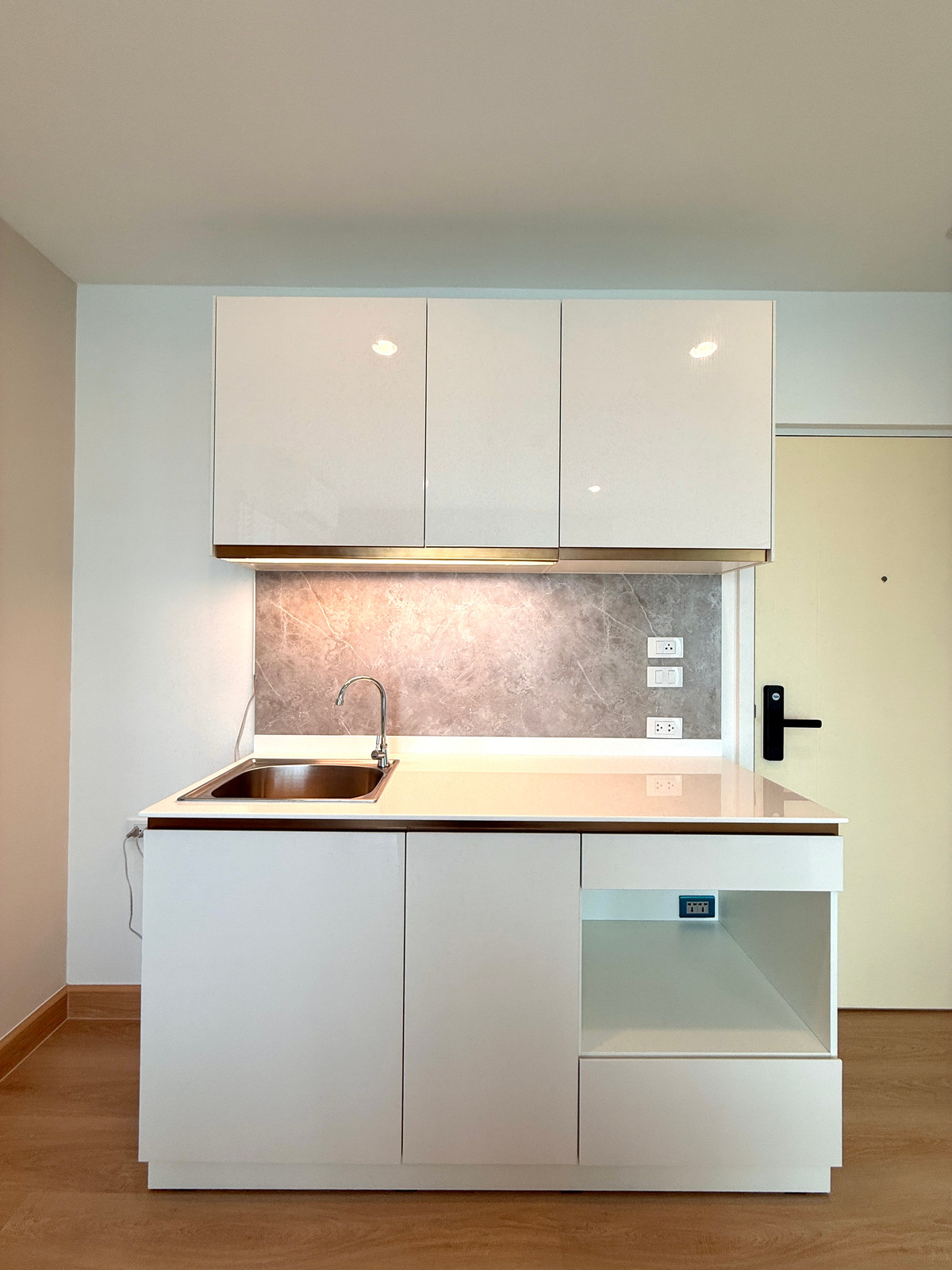 ขายคอนโดแจ้งวัฒนะ เมืองทอง : 💥SL-10566💥ขายคอนโด ห้องสวย ราคาดี เดอะ คีย์ แจ้งวัฒนะ👉แอดไลน์ @rentbkk