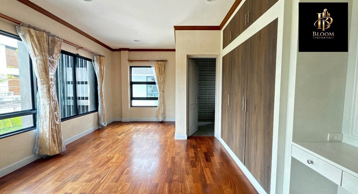 ขายบ้านนวมินทร์ รามอินทรา : ( 𝐅𝐨𝐫 𝐒𝐚𝐥𝐞 )🏠 Life bangkok boulevard Ramintra 105