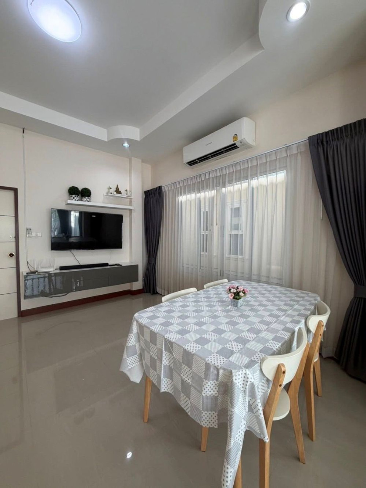 ให้เช่าบ้านระยอง : บ้านให้เช่าหมู่บ้านเพอร์เฟคโฮม (เนินสำลี) ระยอง เฟอร์ครบ พร้อมอยู่