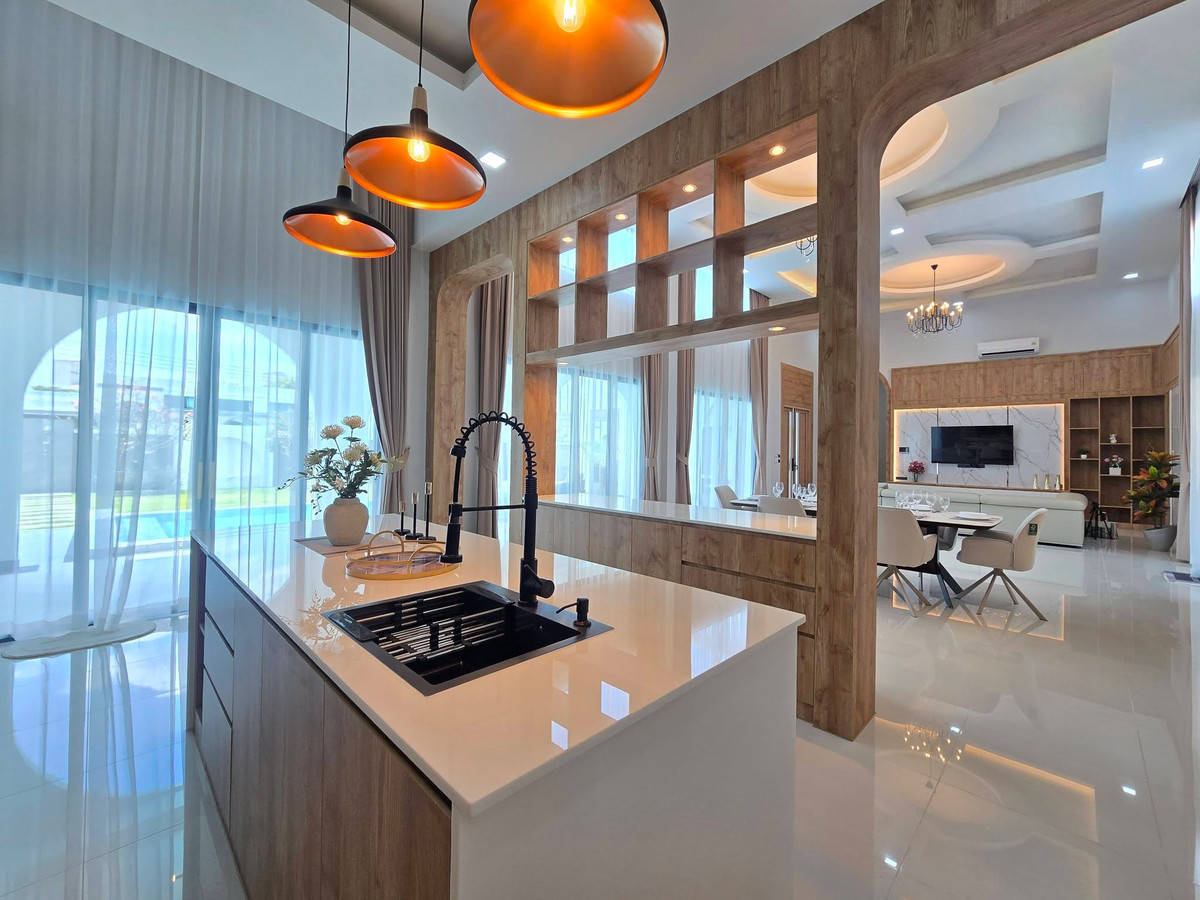 ขายบ้านพัทยา บางแสน ชลบุรี สัตหีบ : เดอะ ไพรเวท พูลวิลล่า พัทยา / 5 ห้องนอน (ขาย), The Private Pool Villa Pattaya / 5 Bedrooms (FOR SALE) BEWN152