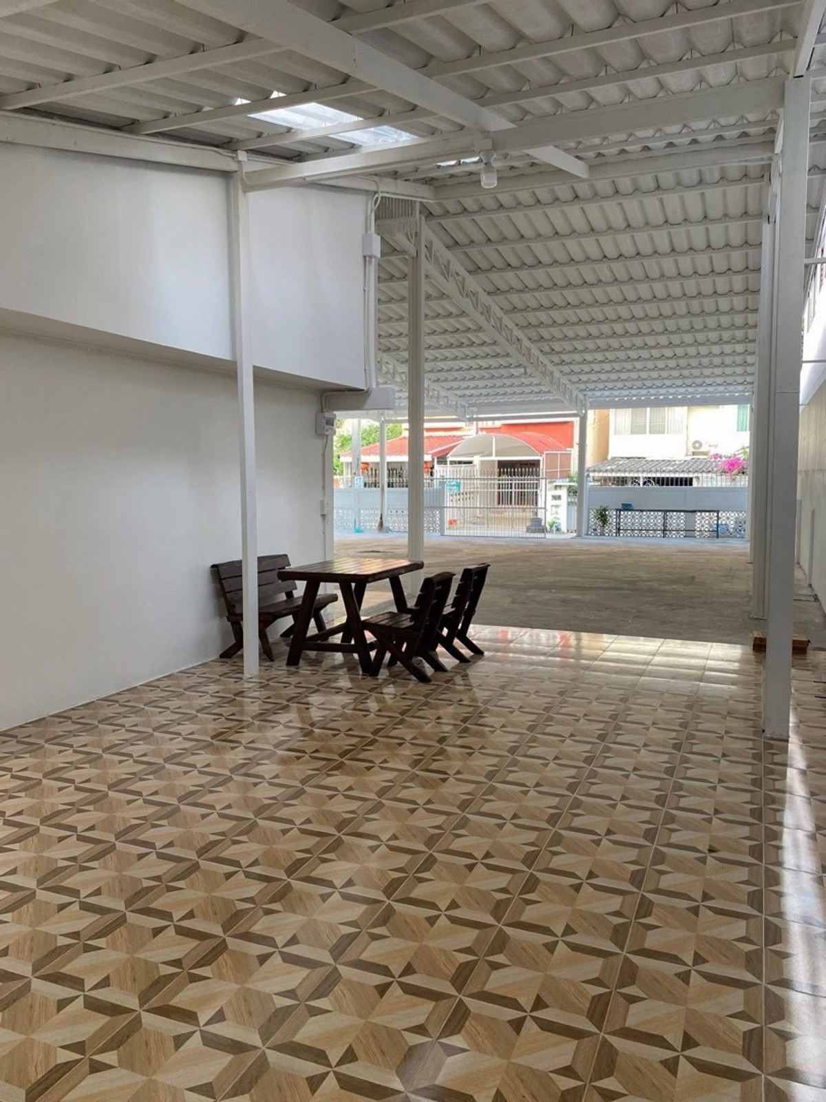 ให้เช่าบ้านลาดพร้าว เซ็นทรัลลาดพร้าว : 😍พร้อมอยู่ทันที ให้เช่าบ้านเดี่ยว 2 ชั้น 🏠
📍จากปากซอยลาดพร้าว 29 เพียง 200 เมตร 