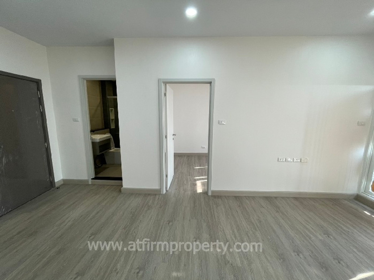 ขายคอนโดบางแค เพชรเกษม : 🔥🔥ขายห้องใหม่!! Supalai Loft Phasi Charoen 2Bed 1Bath 55 ตร.ม. ชั้น 12  เพียง 4.79 ล้านบาท สนใจ.Line ID: @atfirm🔥🔥