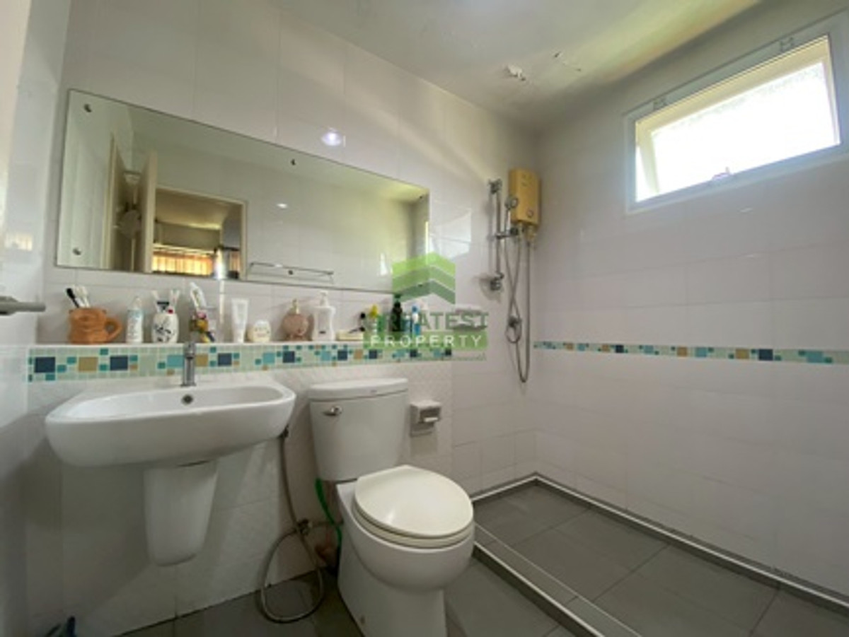 For SaleHouseRathburana, Suksawat : Prueklada Village, Pracha Uthit 90, urgent sale, 2-story detached house, area 54.60 sq m, beautiful house, location near the city.