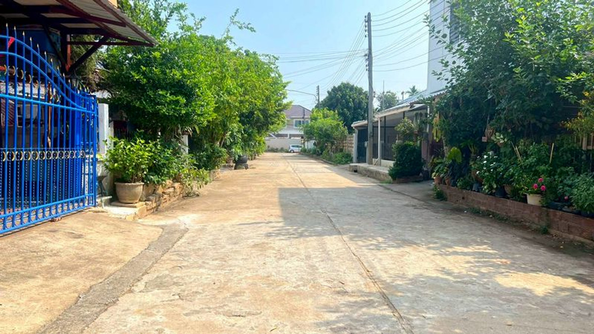 For SaleLandChiang Mai : Land for sale, 117 square wah, in Thanachok Village, Village No. 2, Nong Phueng Subdistrict, Saraphi District, Chiang Mai Province.