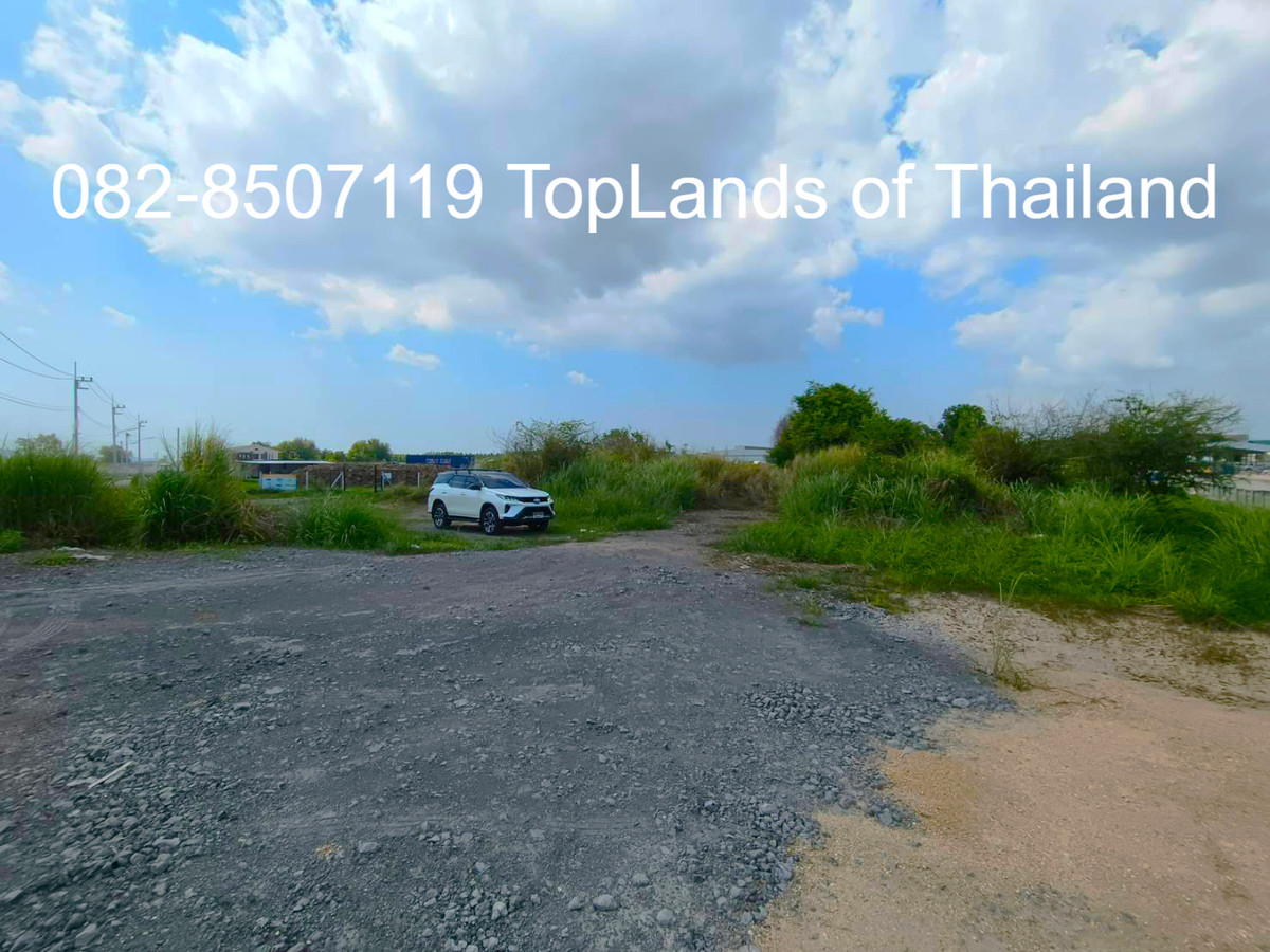 ขายที่ดินศรีราชา แหลมฉบัง บ้านบึง : ขาย ที่ดิน ศรีราชา แหลมฉบัง ผังสีม่วง (ใกล้ท่าเรือ และนิคมอุตสาหกรรม 2 แห่ง) เนื้อที่ 6 ไร่ ถนนกว้าง 8-12 m. เหมาะสร้าง โกดัง คลังสินค้า โรงงานอุตสาหกรรม