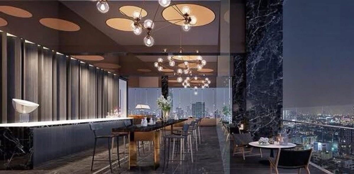 For RentCondoAri,Anusaowaree : 🩷 Noble Around Ari line @900cqqhk 
Room size 27 sq m., high floor 33 
2 in 1 function L-shaped sofa that can be adjusted freely. Complete with a multi-purpose foldable bed and a table that can be adjusted as desired.
✅ Fully furnished as shown in picture,