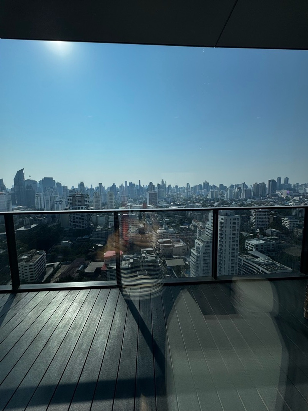 ให้เช่าคอนโดสุขุมวิท อโศก ทองหล่อ : 🏙 𝑭𝒐𝒓 𝒓𝒆𝒏𝒕 3 bedrooms @ 𝑻𝒆𝒍𝒂 𝑻𝒉𝒐𝒏𝒈𝒍𝒐𝒓 | 𝑼𝒍𝒕𝒓𝒂 𝒍𝒖𝒙𝒖𝒓𝒚 𝒊𝒏 𝒕𝒉𝒆 𝒎𝒊𝒅𝒅𝒍𝒆 𝒉𝒆𝒂𝒓𝒕 𝒐𝒇 𝑻𝒉𝒐𝒏𝒈𝒍𝒐𝒓 