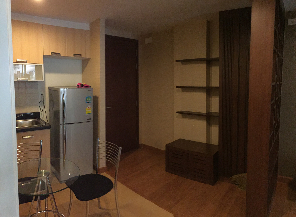 For RentCondoAri,Anusaowaree : For rent, centric scene aree 2, can't find it! 1 bedroom, 48 sq m., large room in Ari area, beautiful layout, price only 21,000.