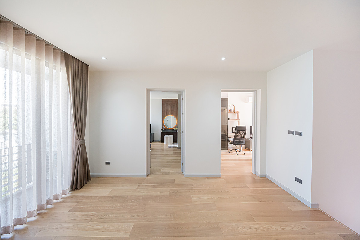 ขายบ้านโชคชัย4 ลาดพร้าว71 : [ขาย] ✨ บ้านเดี่ยว 3 ชั้น สไตล์ Modern Luxury พรีเมียมที่สุดในลาดพร้าว 101 | Feel Town ✨ แต่งครบ พร้อมลากกระเป๋าเข้าอยู่! เพียง 13.99 ล้าน (Rare Item มีเพียง 9 หลังในโครงการ!)