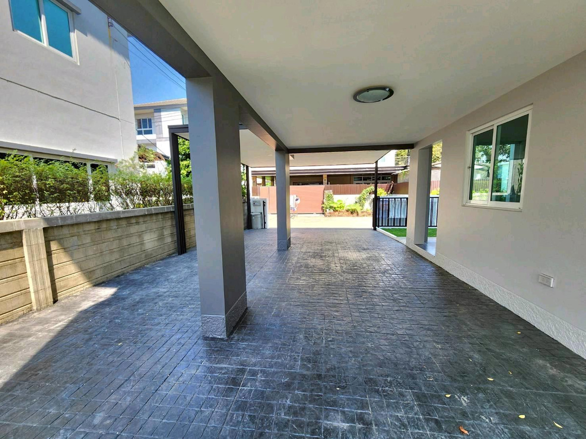 For SaleHouseRama5, Ratchapruek, Bangkruai : 🔥For sale Casa Premium Village Ratchaphruek-Rama 5, 3-story detached house, newly renovated, near the Bang Phlu BTS station.