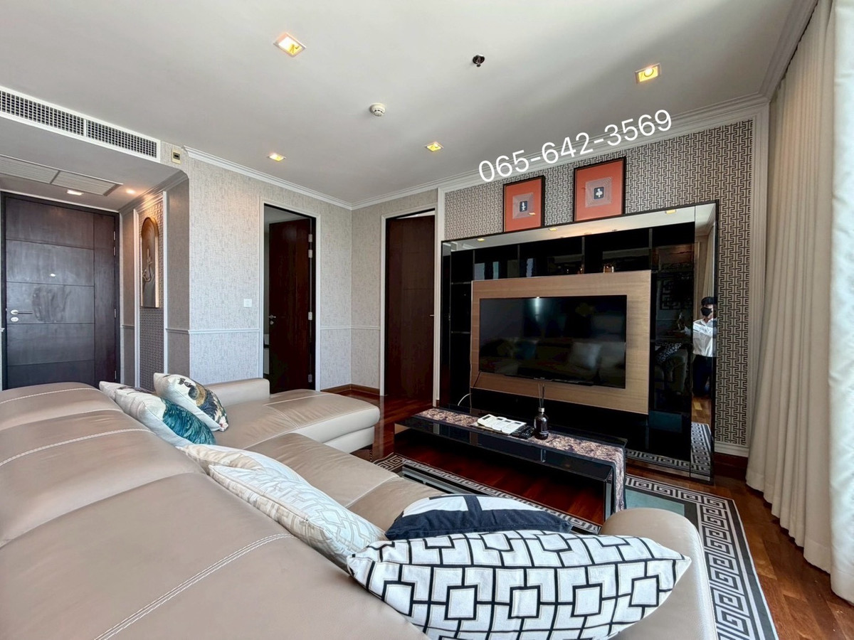 For RentCondoRatchathewi,Phayathai : For rent, Wish Signature Midtown Siam, 3 bedrooms, 2 bathrooms, 1powder room, 92 sq m, Sra Pathum Palace view + city view 📲 Contact 065-642-3569
FOR RENT WISH SIGNATURE MIDTOWN SIAM 3Bedrooms 2Bathroom 1Powder room 92sq.m Best Views Call📲065-642-3569