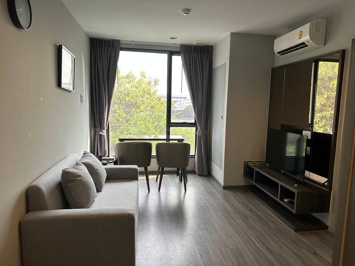 For RentCondoSukhumvit, Asoke, Thonglor : SK04615 Condo for rent Ideo Mobi Sukhumvit 40 *near BTS Ekkamai*