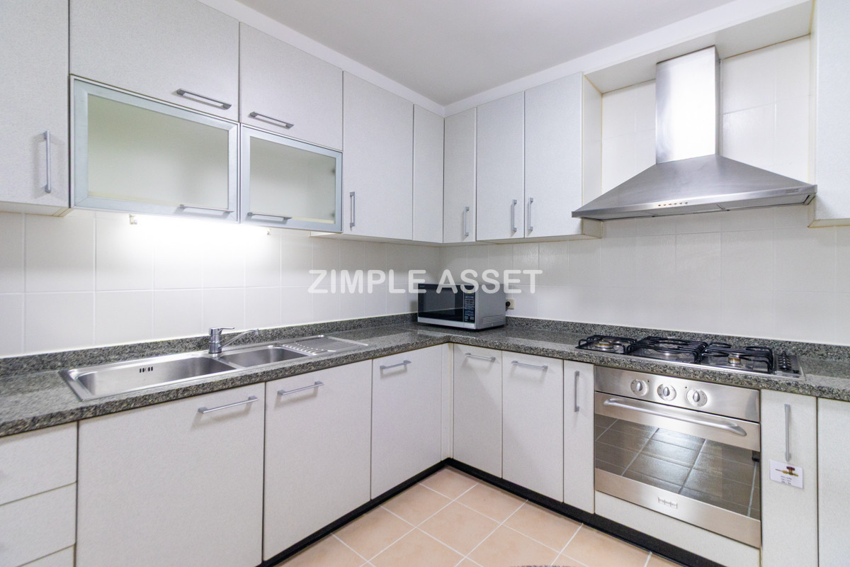 For RentSukhumvit, Asoke, Thonglor : Line ID: @zimple_asset  A luxurious residential in Sukhumvit 24. Fully furnished with complete facilities, offering a comfortable “home-like” atmosphere in a prime location with convenient access to BTS and shopping center. Pet friendly🐶