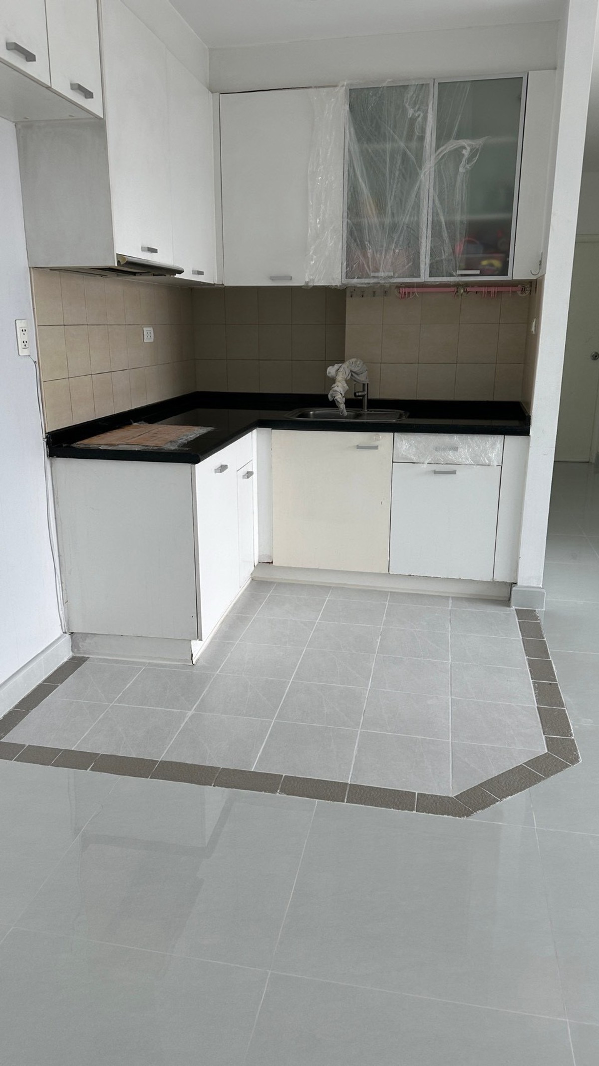 For SaleCondoOnnut, Udomsuk : 🔥 2 bedrooms near BTS Punnawithi CENTRIC SCENE SUKHUMVIT 64 — large room, very rare, make an appointment to view 063-6165390