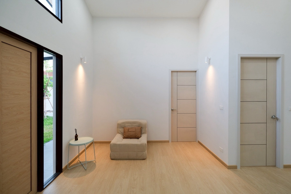 ขายบ้านลาดพร้าว101 แฮปปี้แลนด์ : บ้านเดี่ยวชั้นเดียว หลังริม 
หน้าบ้านไม่ชนกับใครค่ะ 