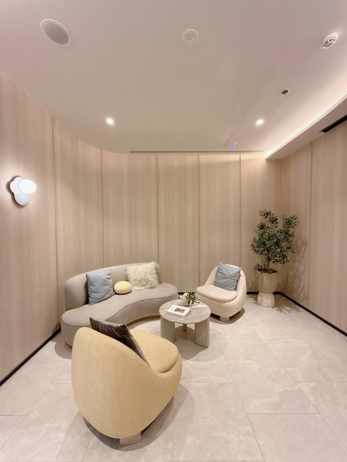 For SaleCondoKasetsart, Ratchayothin : 𝐂𝐎𝐁𝐄 𝐊𝐀𝐒𝐄𝐓 Sripatum, easy installments 𝟖,𝟗𝟎𝟎/month 𝐅𝐫𝐞𝐞 down payment 𝐎 baht, new room, ready to move in, cheapest promotion.