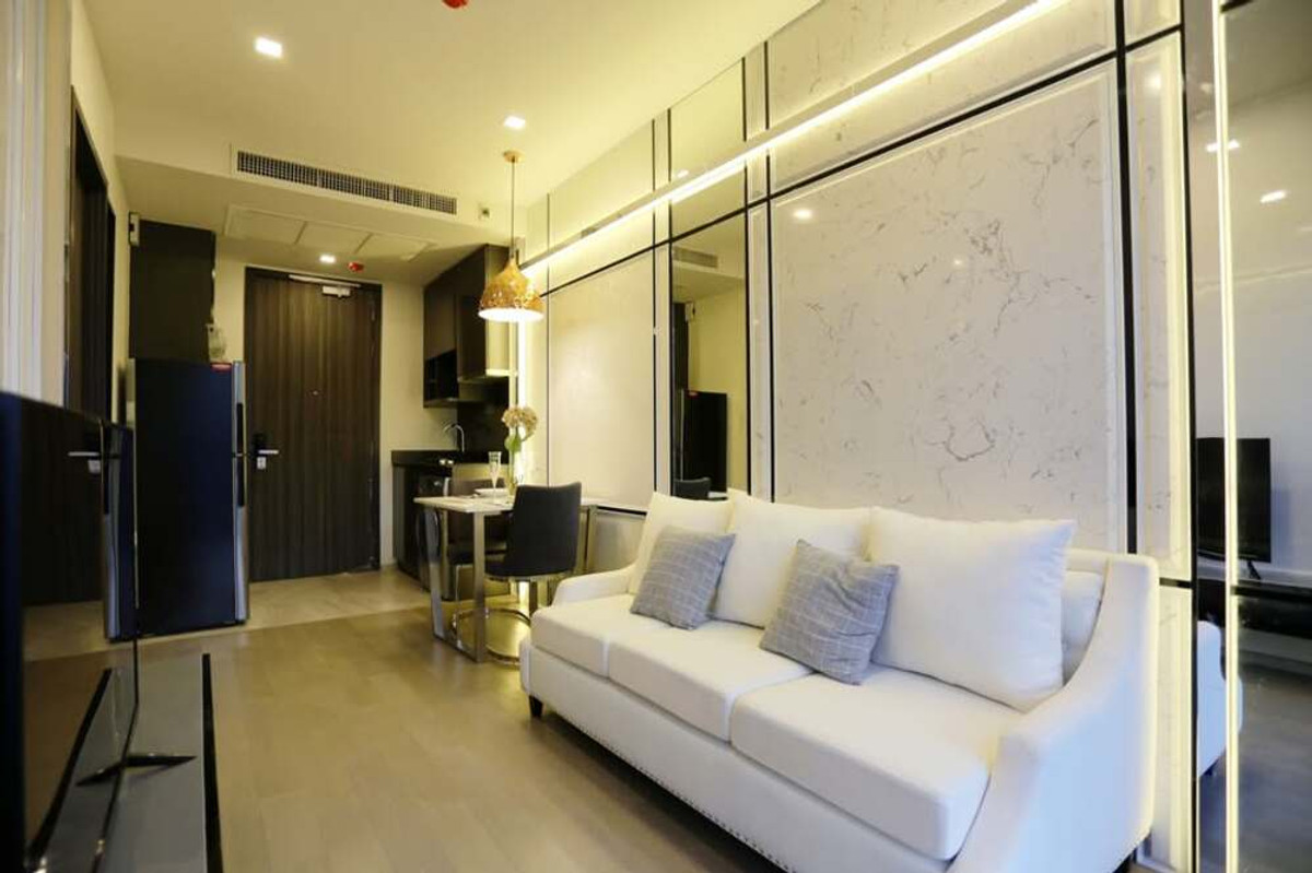 For RentCondoSukhumvit, Asoke, Thonglor : 🔥 For Rent !! Ashton Asoke, 1 bedroom, 1 bathroom,  city view, high floor 16+, modern style !!🔥Code C20221206766 furnished, ready to move in📣📣