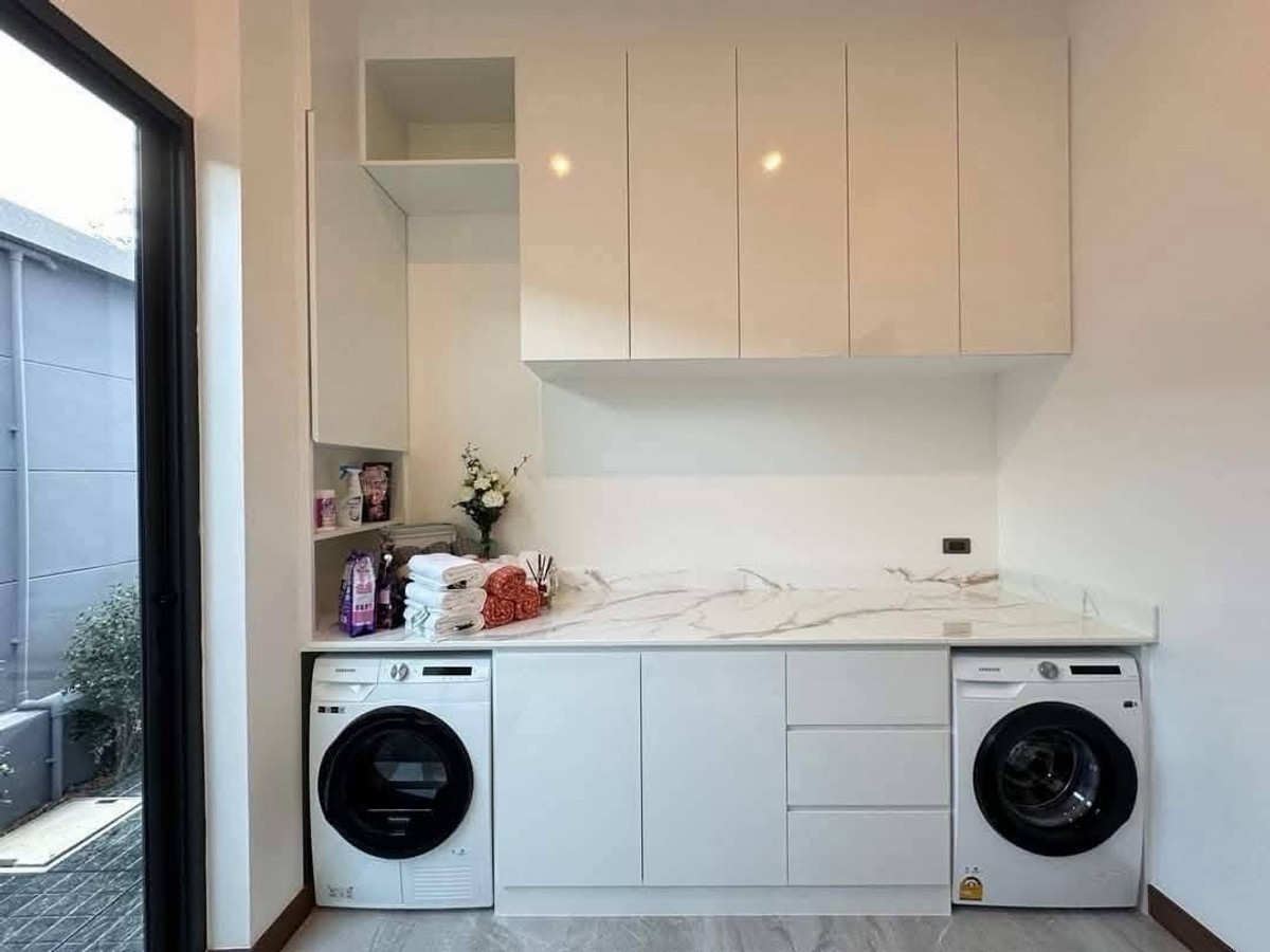 For SaleHousePattaya, Bangsaen, Chonburi : Luxury Pool Villa in Huai Yai Pattaya near Jomtien Beach, Fully Furnished with Private Pool and High Rental Yield 10.5% in EEC Growth Area  
