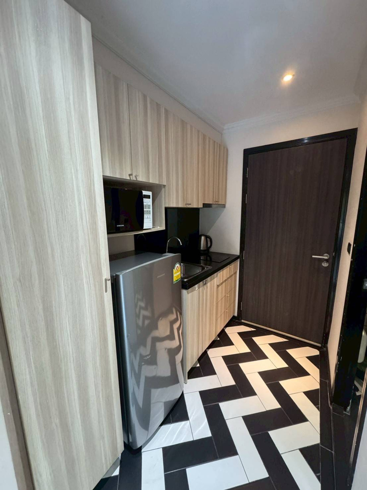 For SaleCondoPattaya, Bangsaen, Chonburi : The Venetian Signature Condo Resort Pattaya / Studio (SALE WITH TENANT), The Venetian Signature Condo Resort Pattaya / Studio (Sale with Tenant) AM109