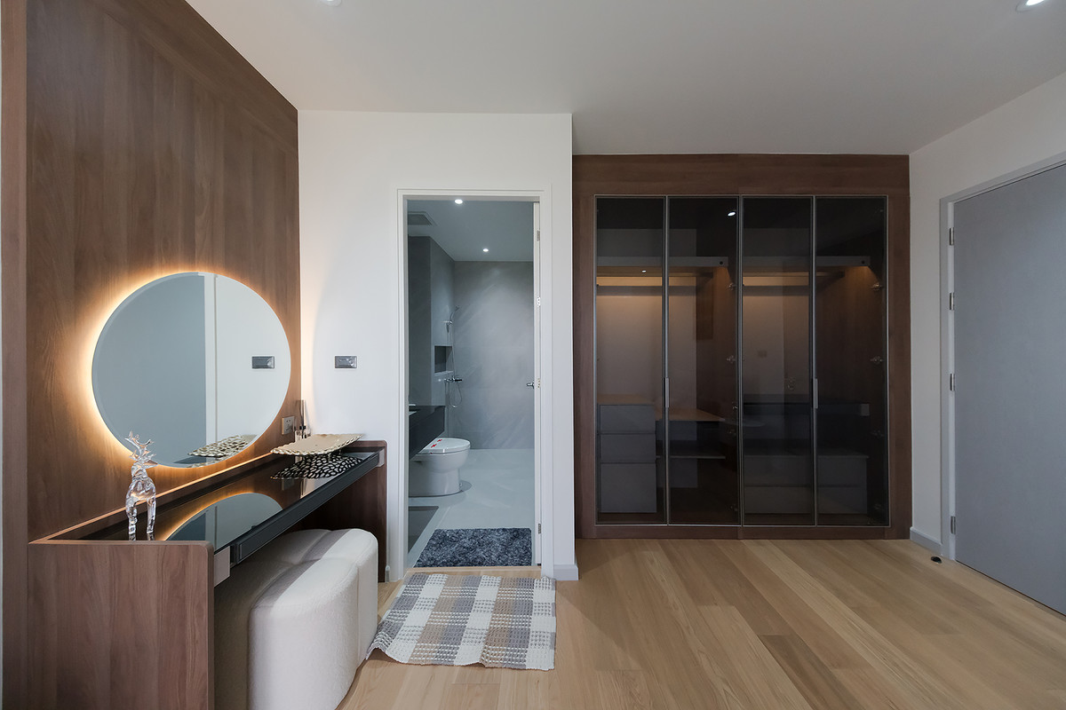 ขายบ้านโชคชัย4 ลาดพร้าว71 : [ขาย] ✨ บ้านเดี่ยว 3 ชั้น สไตล์ Modern Luxury พรีเมียมที่สุดในลาดพร้าว 101 | Feel Town ✨ แต่งครบ พร้อมลากกระเป๋าเข้าอยู่! เพียง 13.99 ล้าน (Rare Item มีเพียง 9 หลังในโครงการ!)