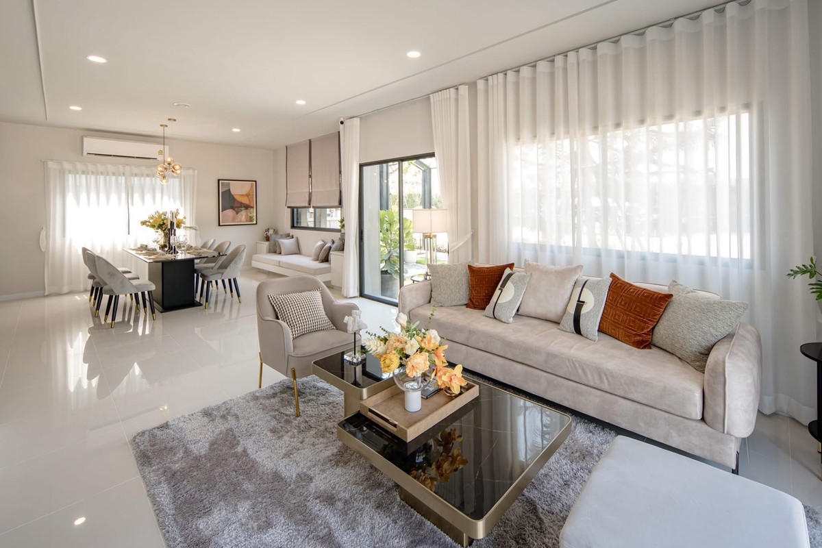 ขายบ้านสมุทรปราการ สำโรง : 🚗💨 ใกล้✈️สุวรรณภูมิเพียง 20 นาที สะดวกเดินทางด้วยทางด่วนบูรพาวิถี เชื่อมต่อแหล่งงานทุกนิคมฯ 
🔥เริ่ม 3.xx ล้าน ยูนิตสุดท้าย เท่านั้น!
โทรด่วน! 082-257-7540 (เซล์เป็ก)
