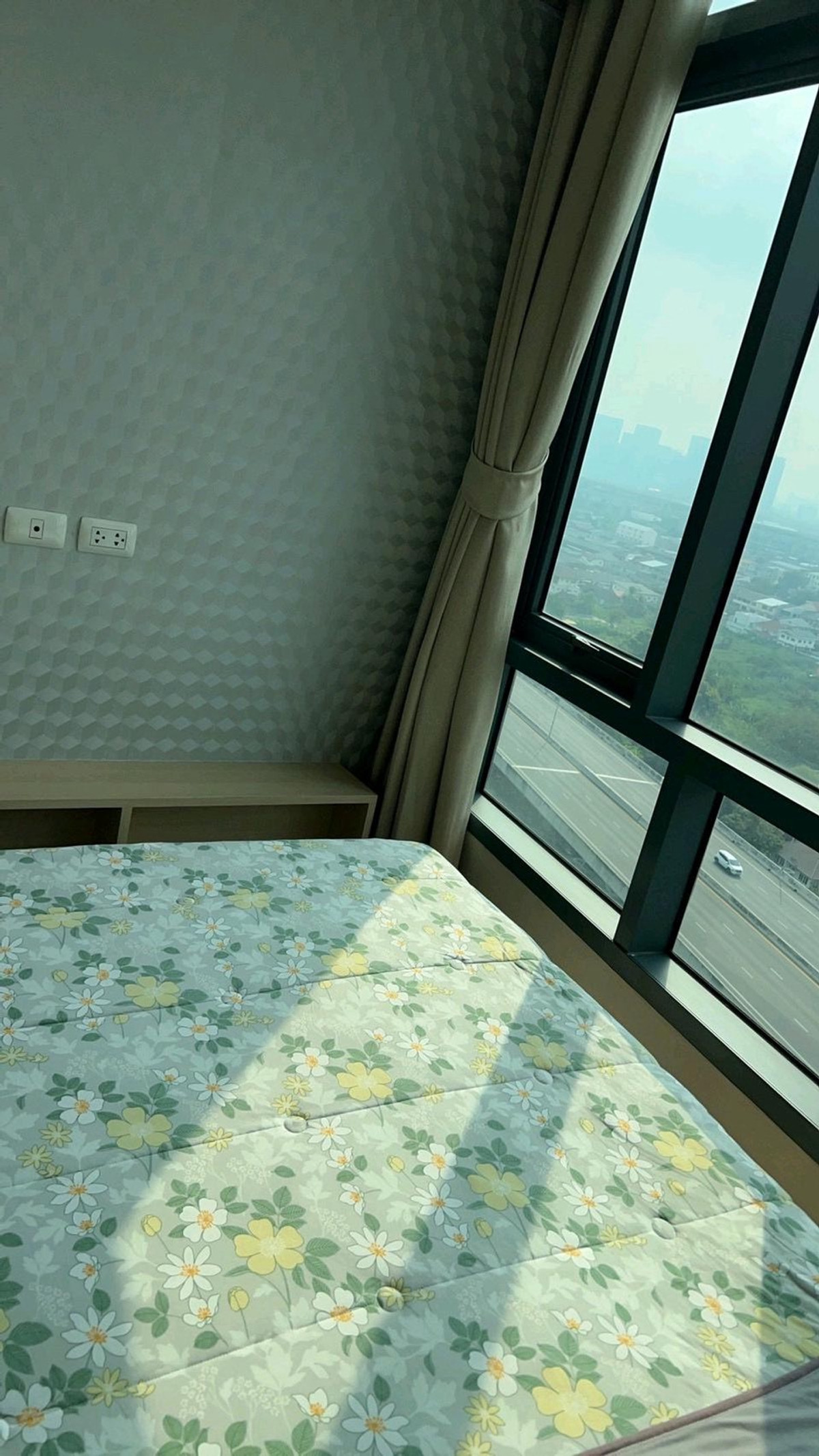 For RentCondoBang Sue, Wong Sawang, Tao Pun : #E318 (previous code S5617) 🎉010469 Condo for rent at Metro Sky Prachachuen